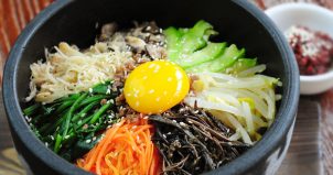 タムニングの韓国料理屋＜ウリジプ＞で美味しいビピンパを食べる！ Uri Jip.